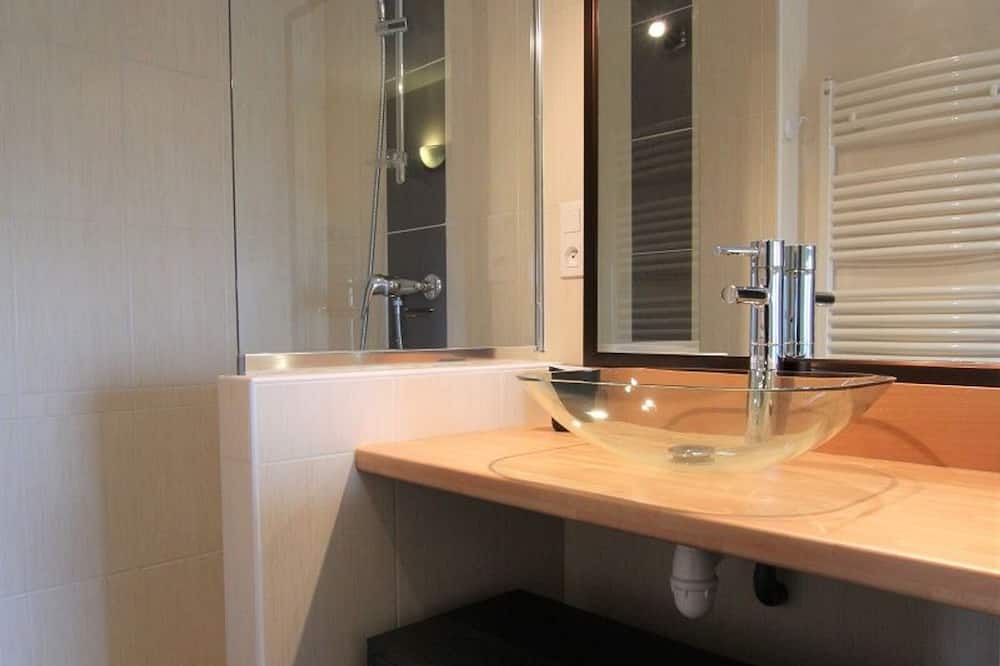 Photo of Bathroom in Saugues