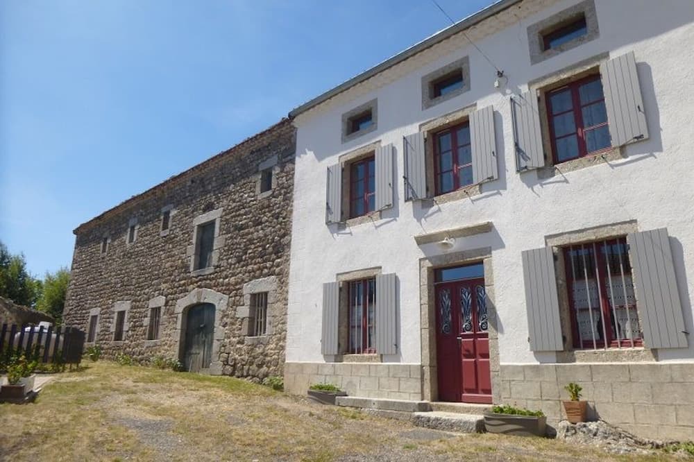 Photo of Outdoor in Saugues