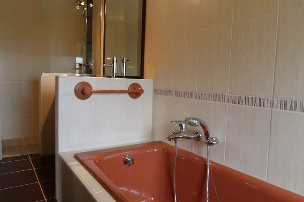 Photo of Bathroom in Saugues