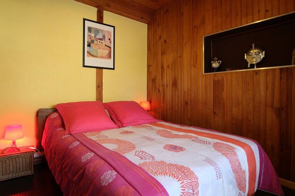 Photo of Bedroom in Saugues