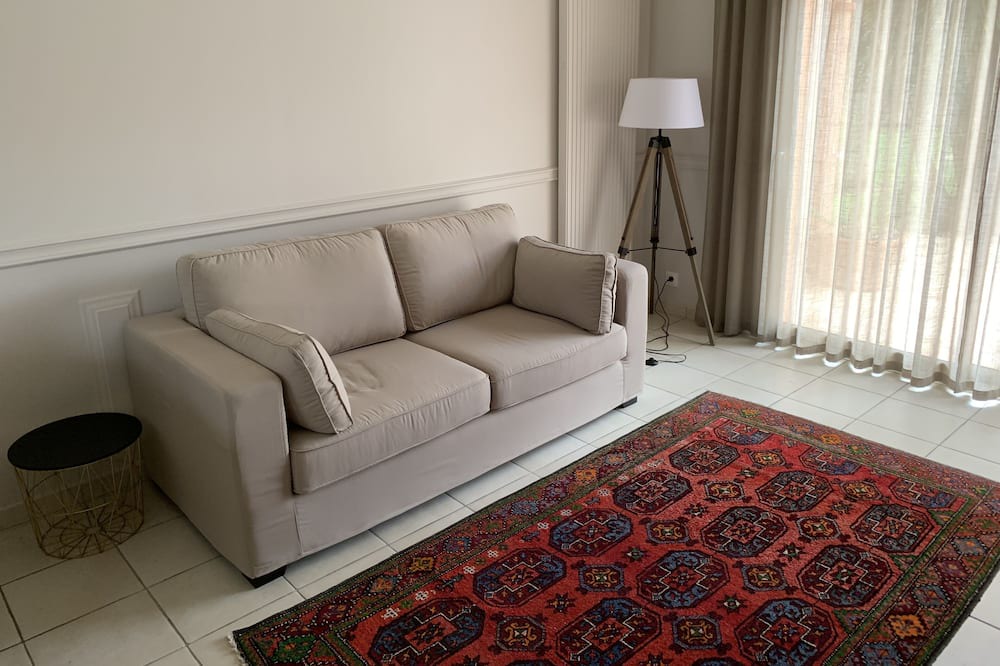 Photo of Livingroom in Saint-Nazaire
