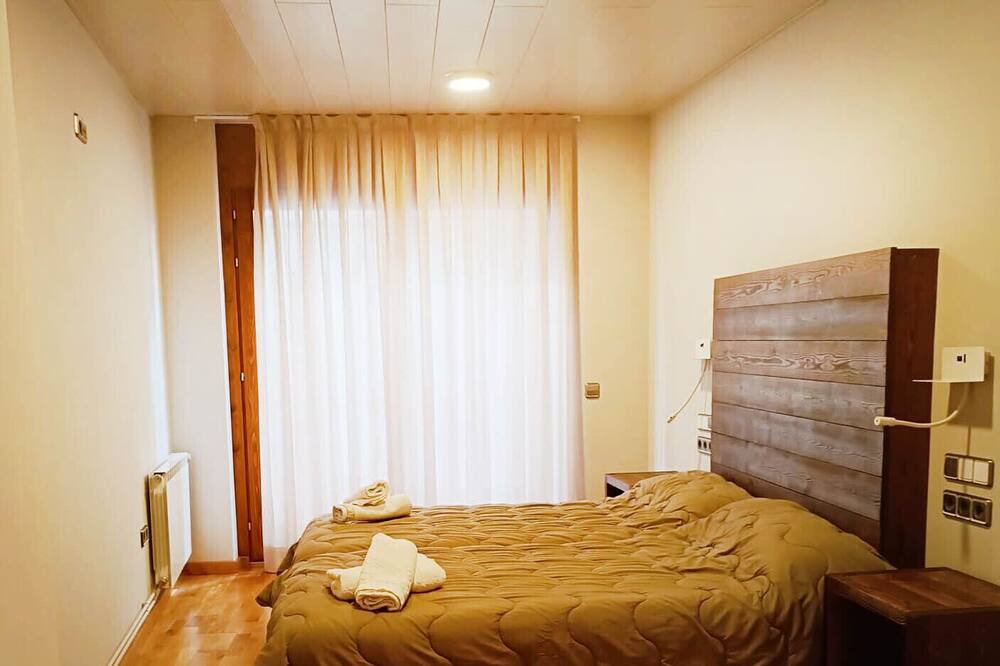 Photo of Bedroom in Sort