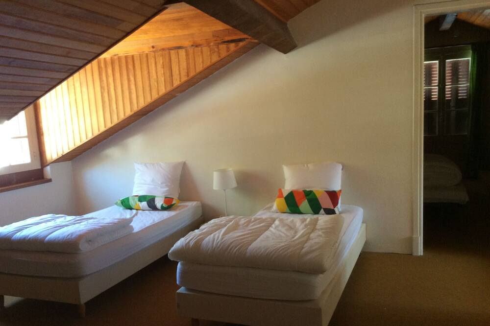 Photo of Bedroom in Ascou