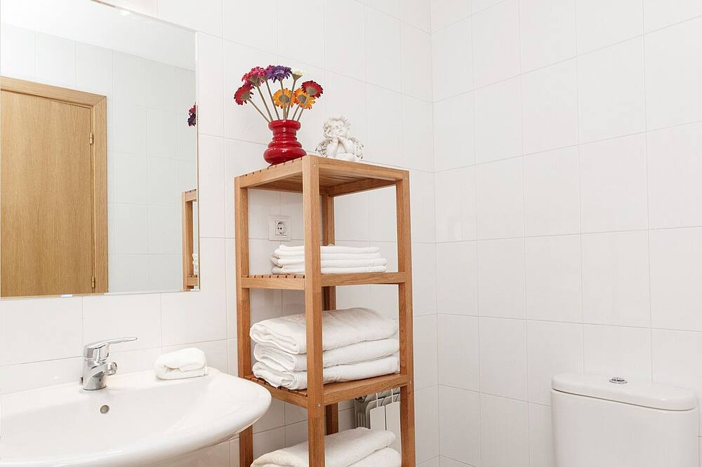Photo of Bathroom in Montgat