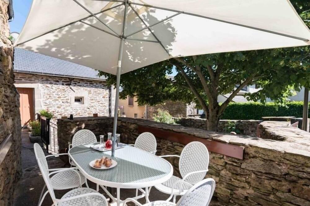 Photo of Patio Balcony in Castelnau-Pegayrols