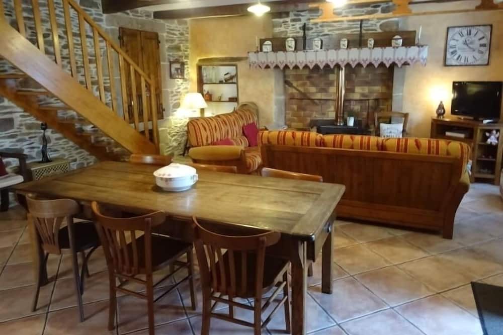 Photo of Kitchen in Castelnau-Pegayrols