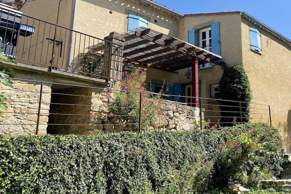 Photo of Outdoor in Saint-Just-et-le-Bezu
