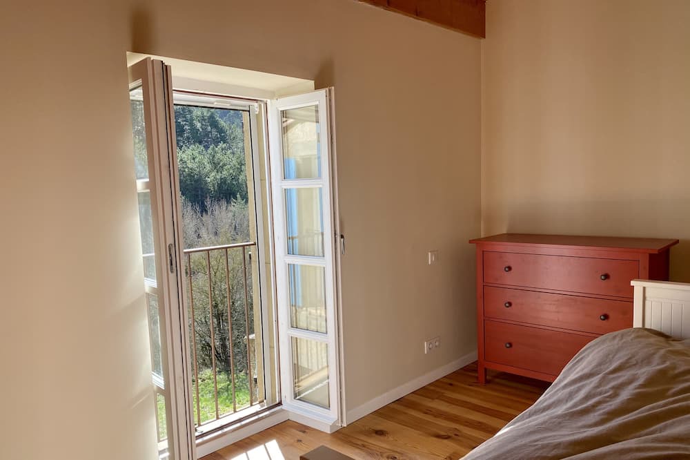 Photo of Bedroom in Saint-Just-et-le-Bezu