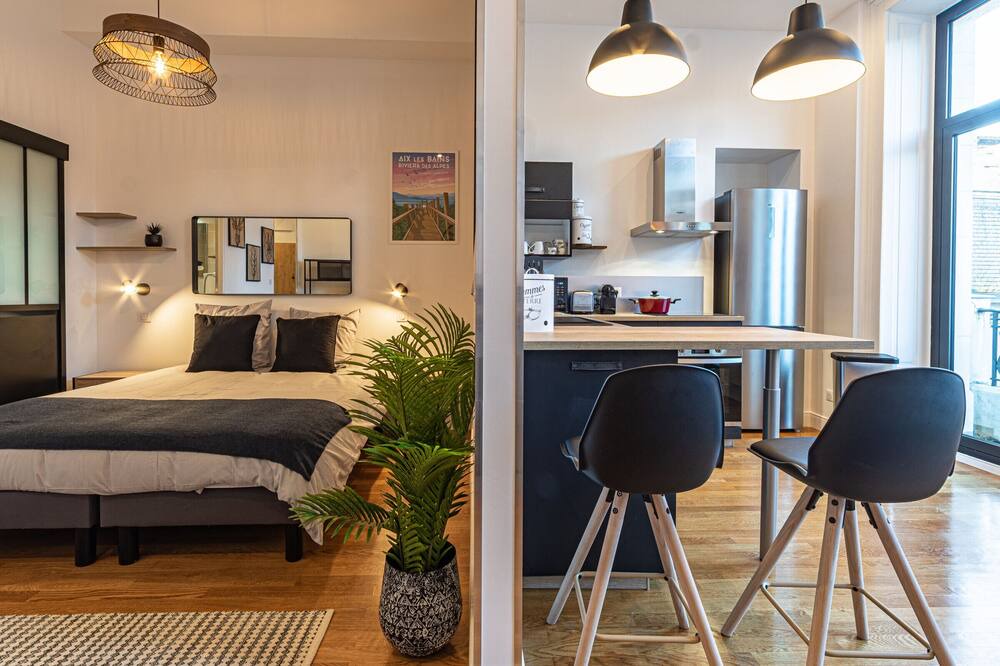 Photo of Bedroom in Aix-les-Bains City Center