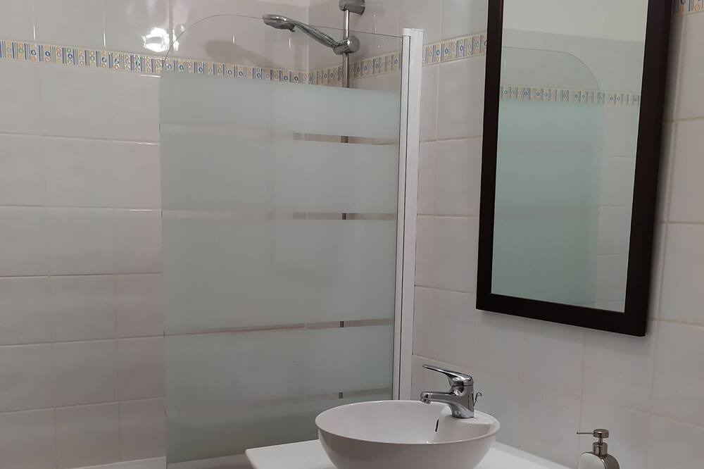 Photo of Bathroom in Larressore