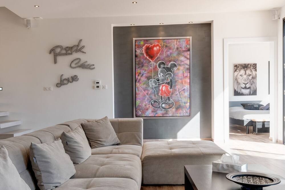 Photo of Livingroom in Lathuile