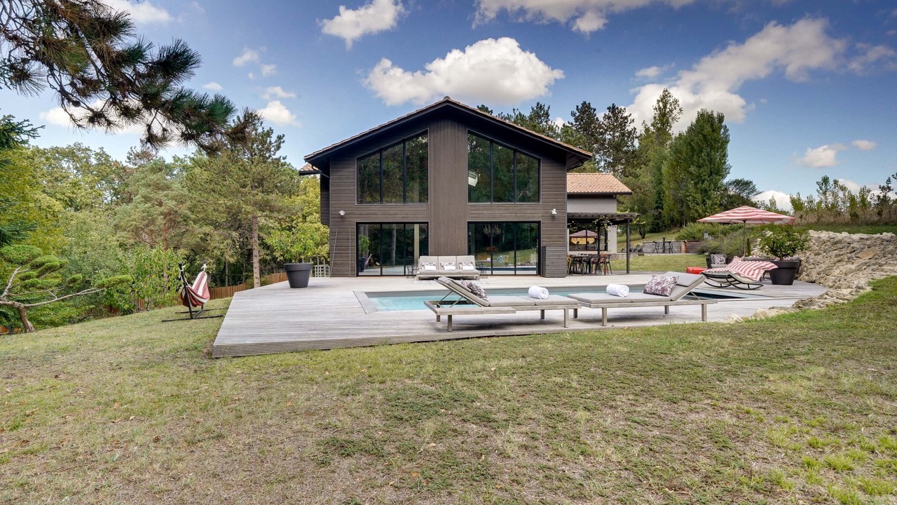 Photo of Outdoor in Sainte-Eulalie