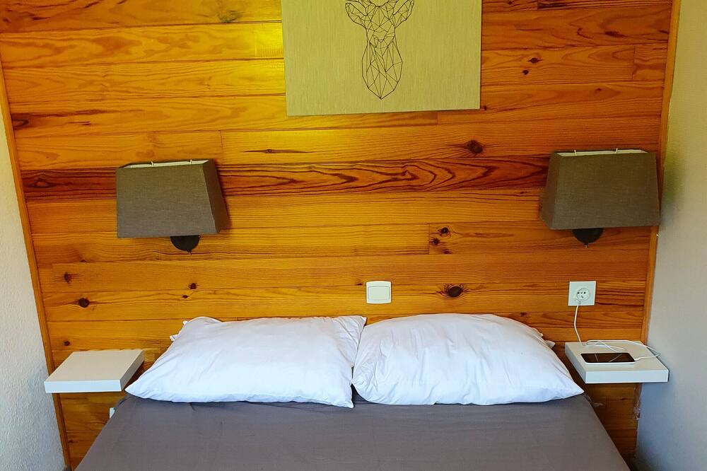 Photo of Bedroom in Saint-Francois-Longchamp