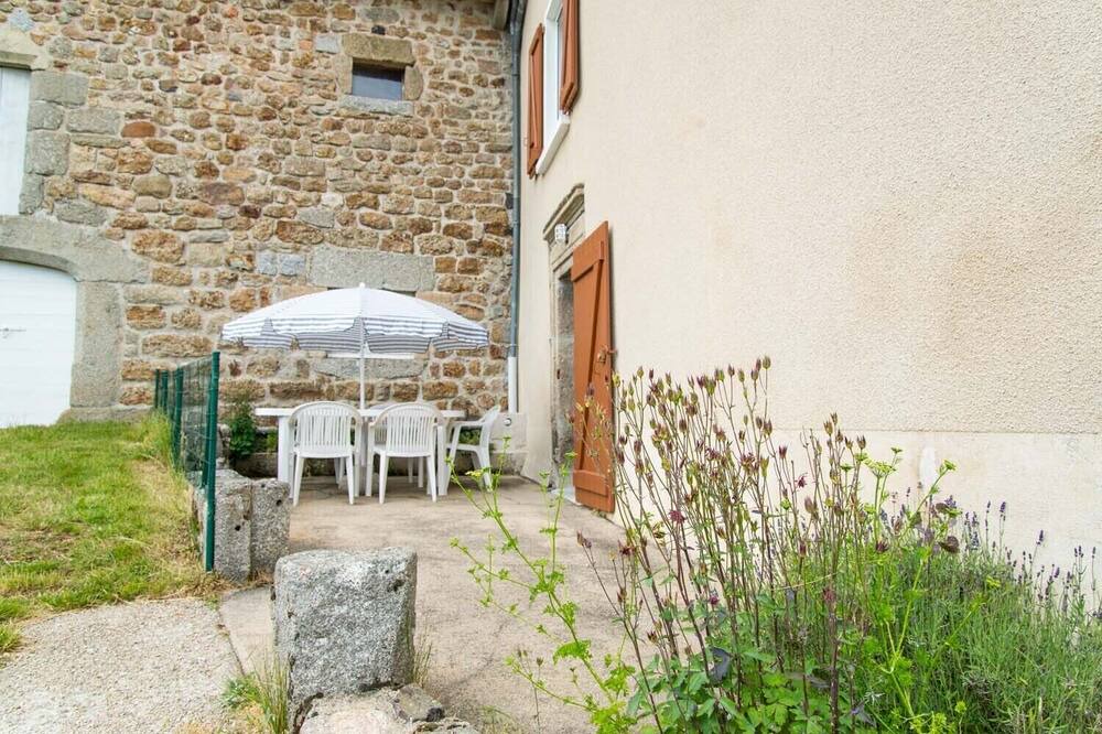 Photo of Outdoor in Le Malzieu-Ville