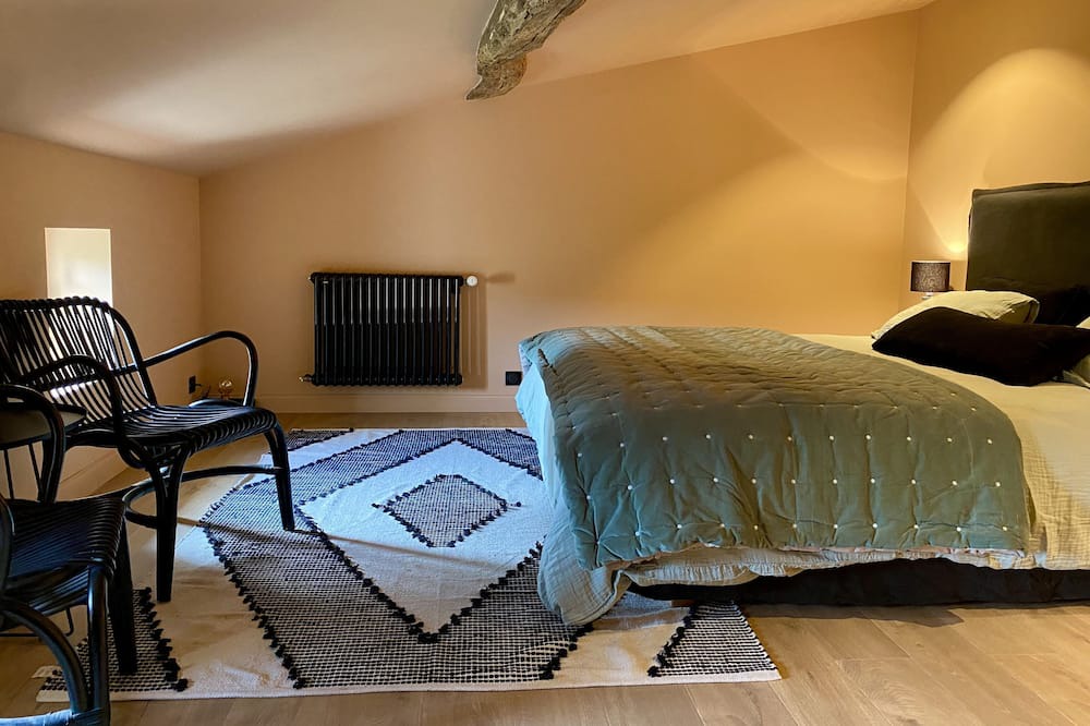 Photo of Bedroom in Gaillan-en-Medoc