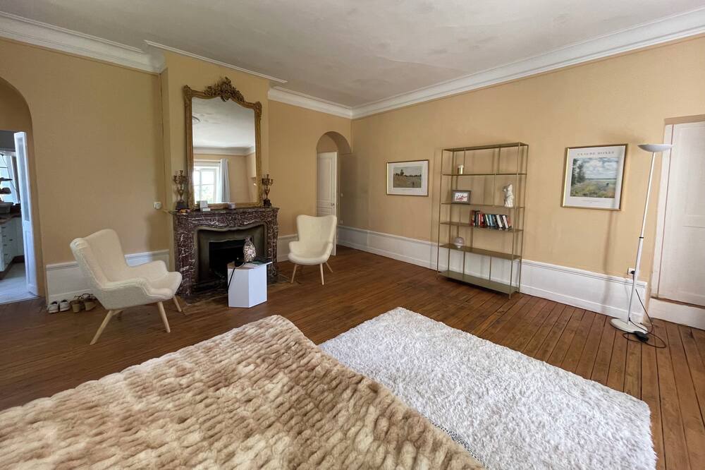 Photo of Bedroom in Rochemaure