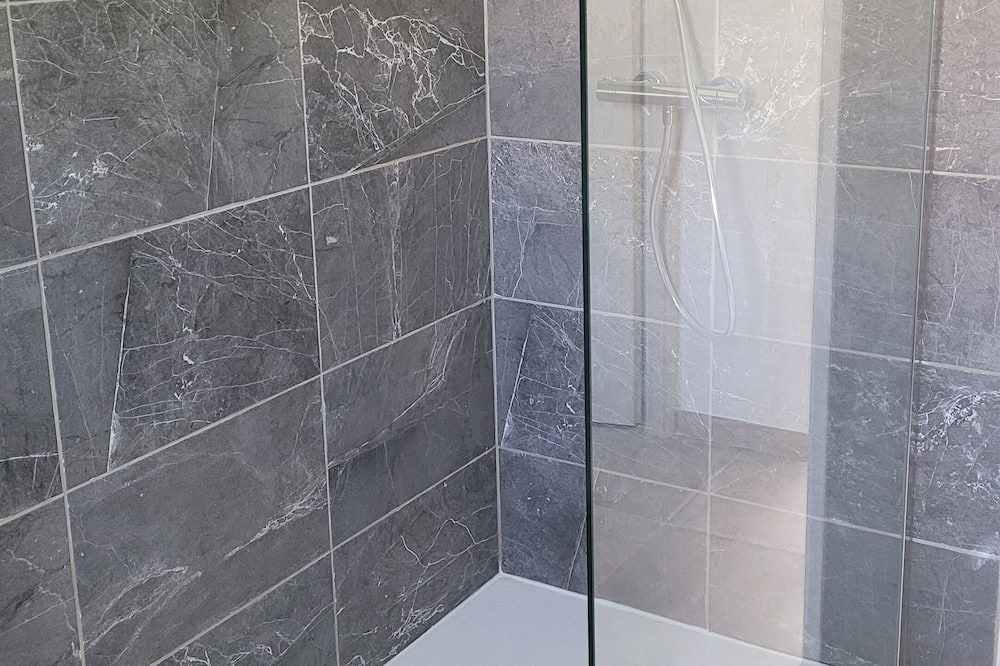 Photo of Bathroom in Les Mages