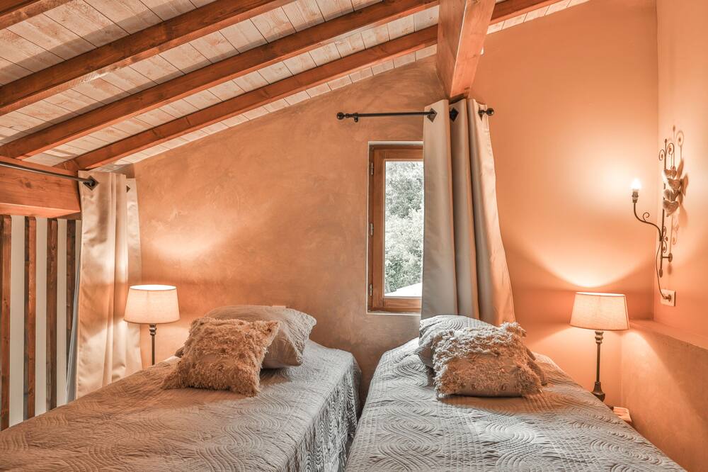 Photo of Bedroom in Saint-Laurent-du-Pape
