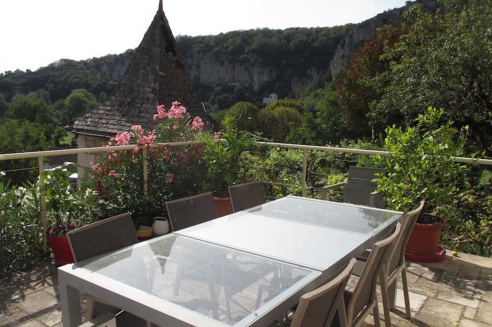 Photo of Patio Balcony in Grezes