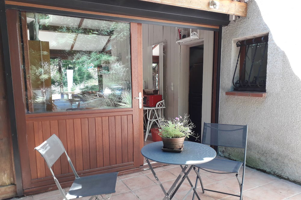Photo of Patio Balcony in Menville