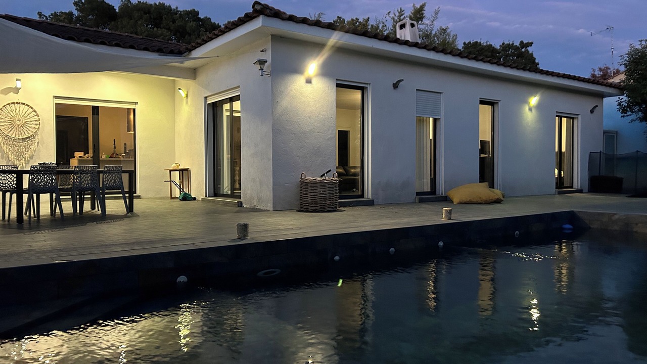 Photo of Outdoor in Aubord