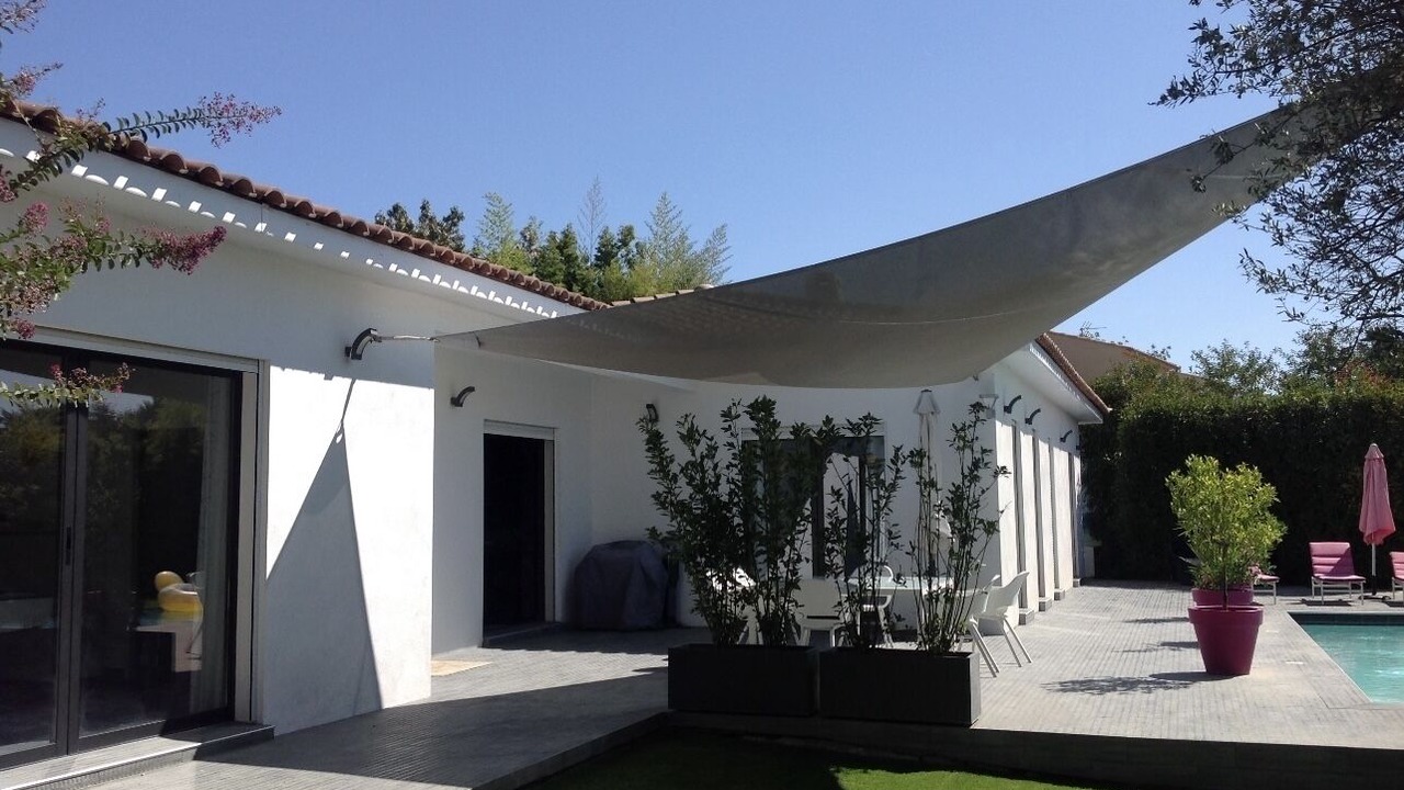 Photo of Outdoor in Aubord