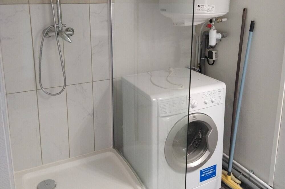 Photo of Bathroom in Millau