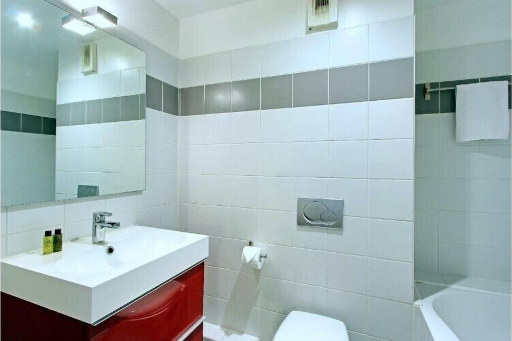 Photo of Bathroom in Jardin des plantes