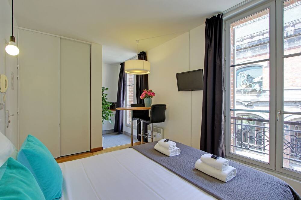 Photo of Bedroom in Jardin des plantes