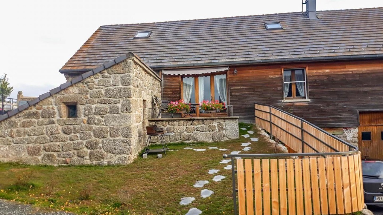 Photo of Outdoor in Saint-Paul-le-Froid