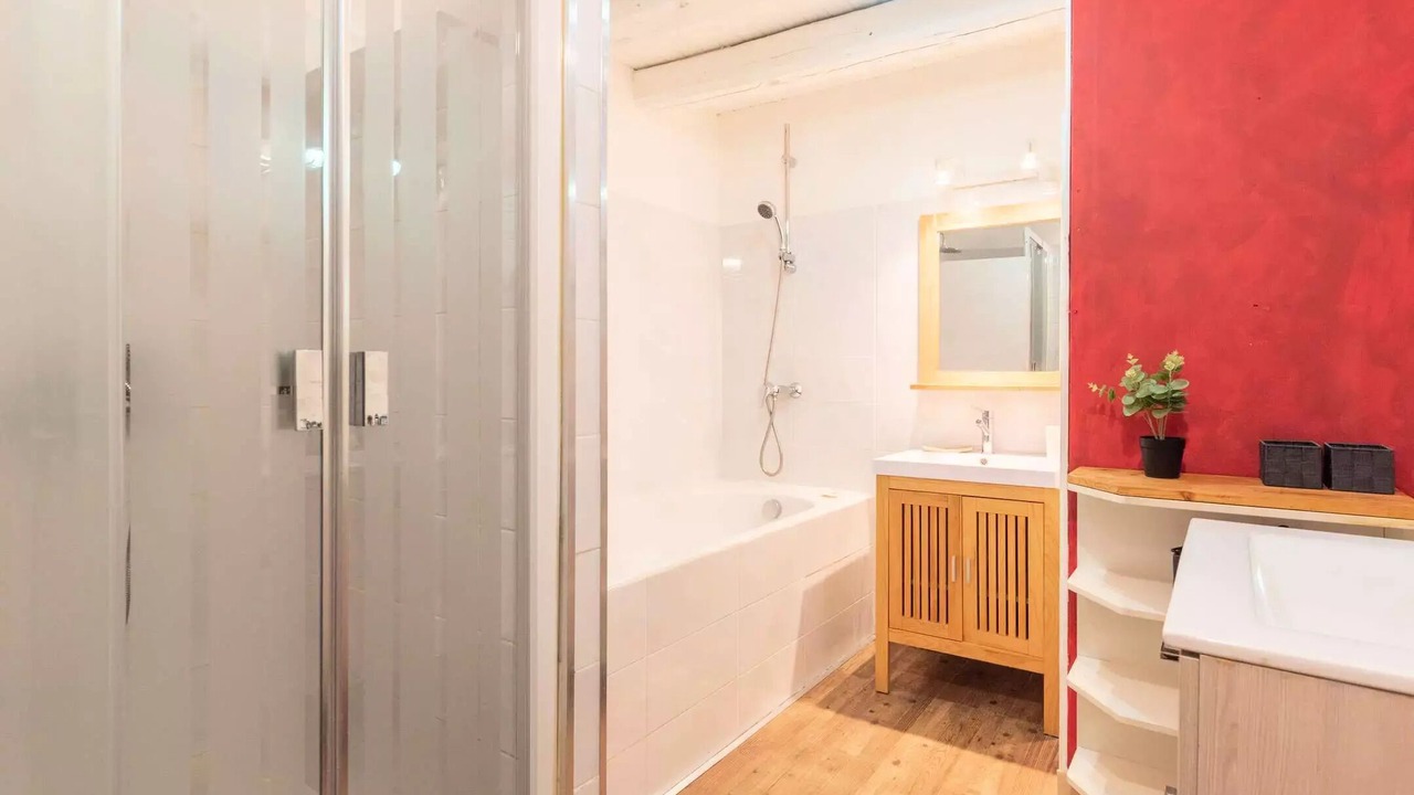 Photo of Bathroom in Aragnouet