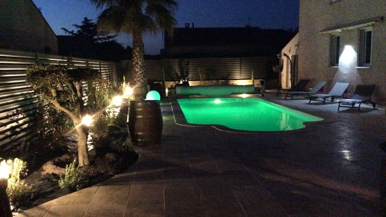 Photo of Outdoor in Aubord
