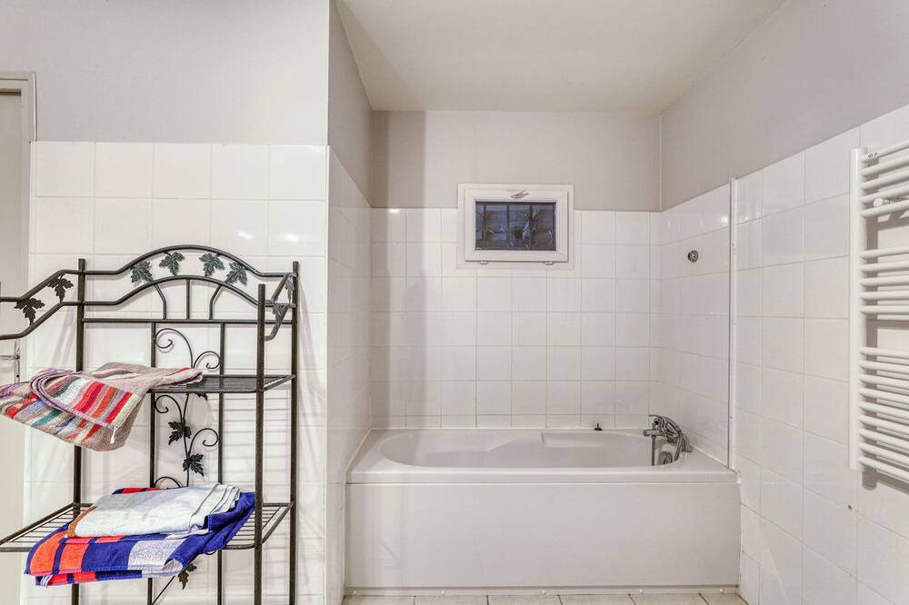 Photo of Bathroom in Puycelci