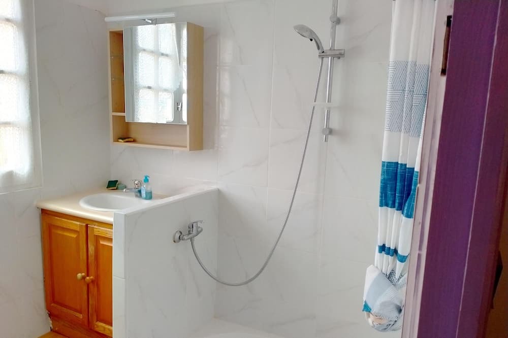 Photo of Bathroom in Pia