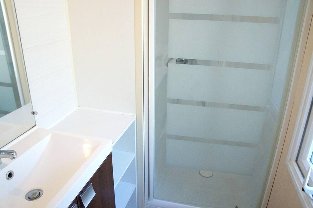 Photo of Bathroom in Sampzon