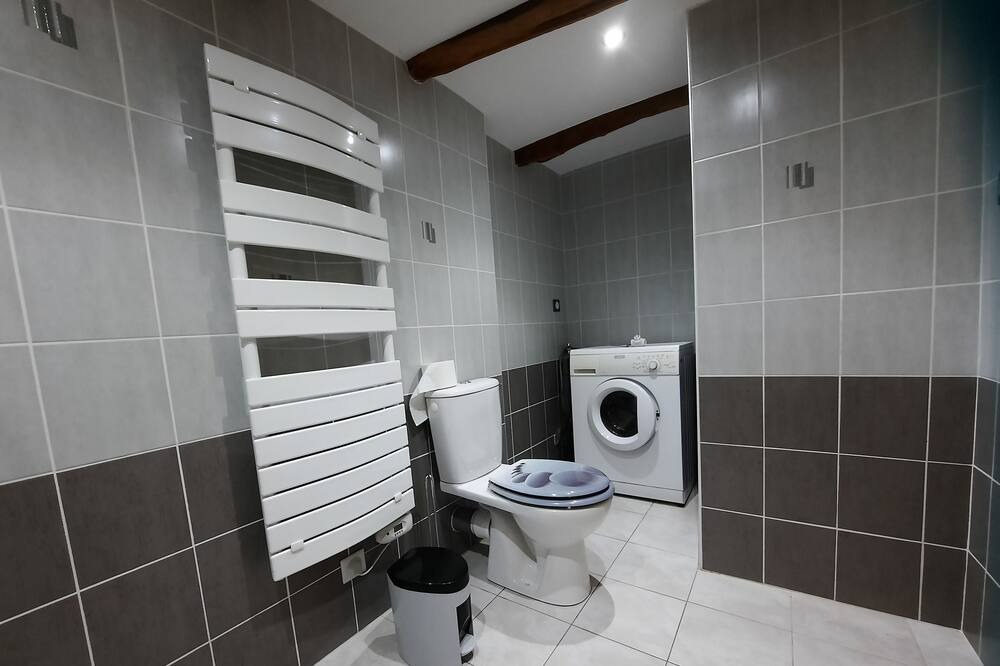 Photo of Bathroom in Les Hermaux
