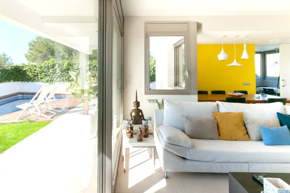 Photo of Livingroom in Le Pont-de-Claix