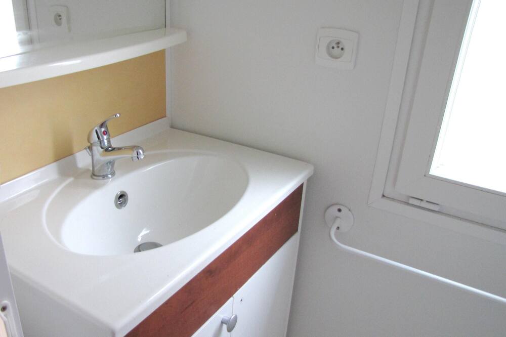 Photo of Bathroom in Banes