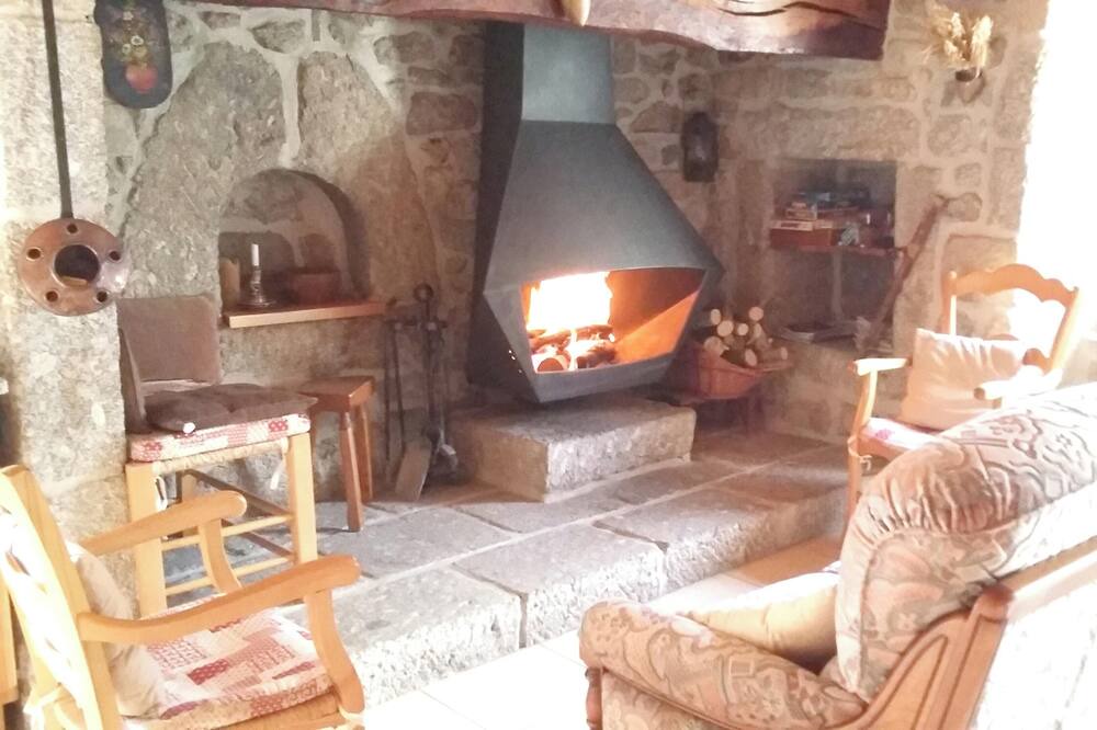 Photo of Livingroom in Le Malzieu-Forain