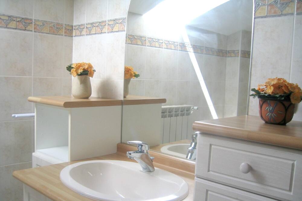 Photo of Bathroom in Le Malzieu-Forain