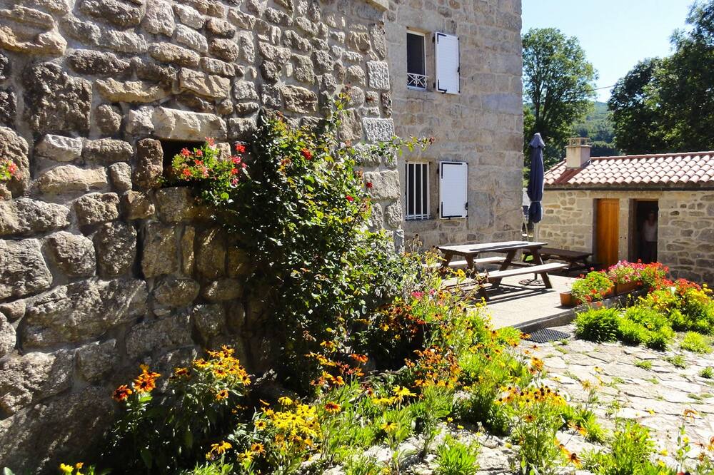 Photo of Outdoor in Le Malzieu-Forain