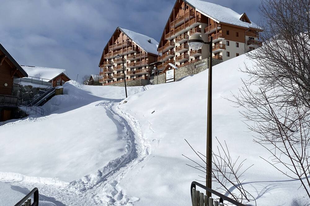 Photo of Outdoor in Montgellafrey