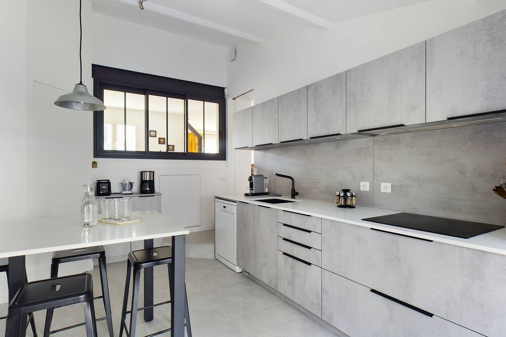 Photo of Kitchen in St.-Remy-de-Provence