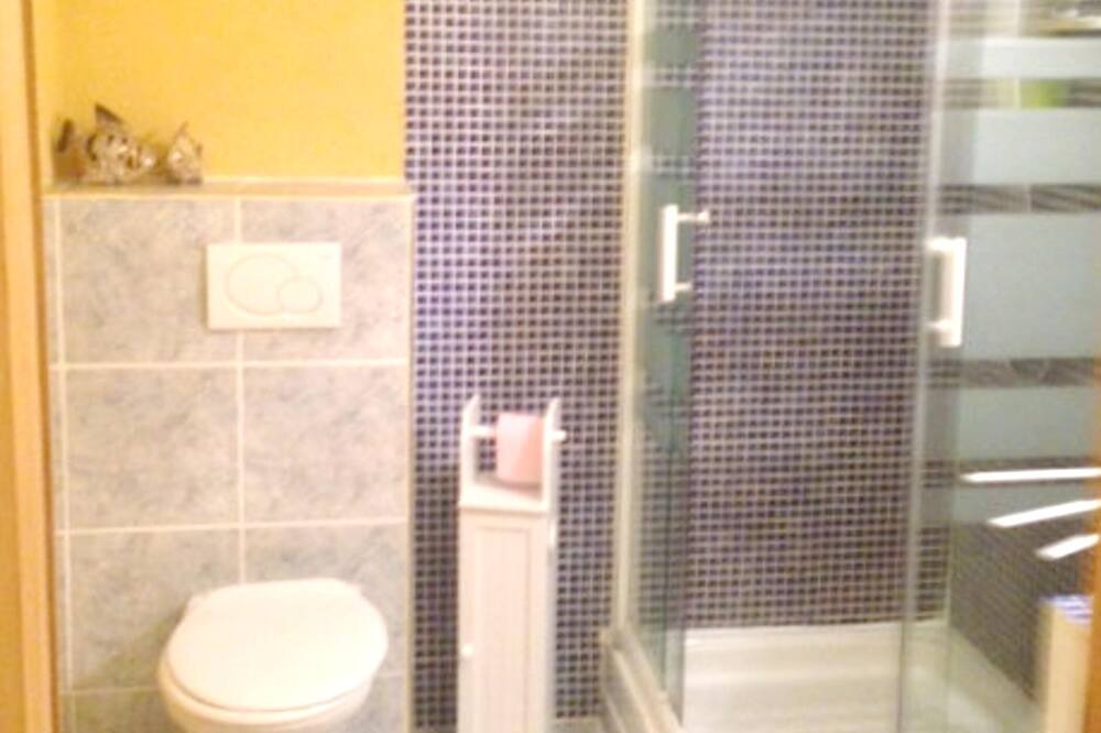 Photo of Bathroom in Lagorce