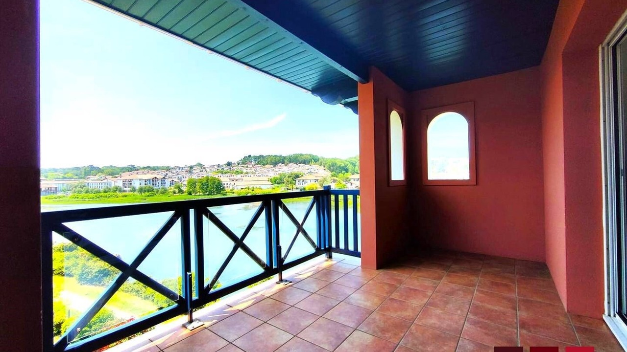 Photo of Outdoor in Behobie