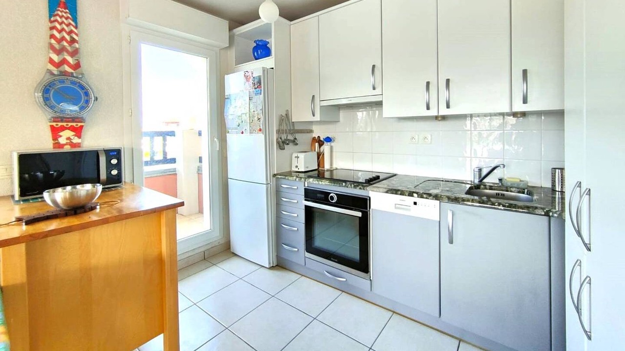 Photo of Kitchen in Behobie
