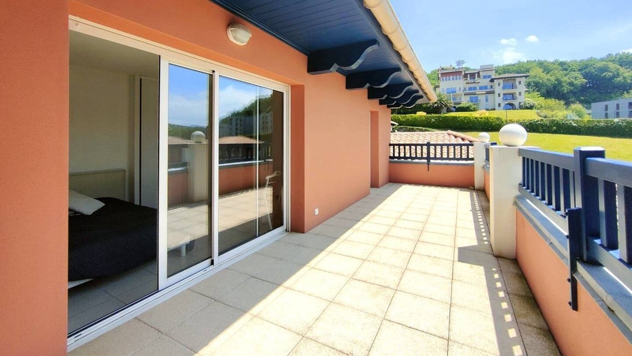 Photo of Outdoor in Behobie