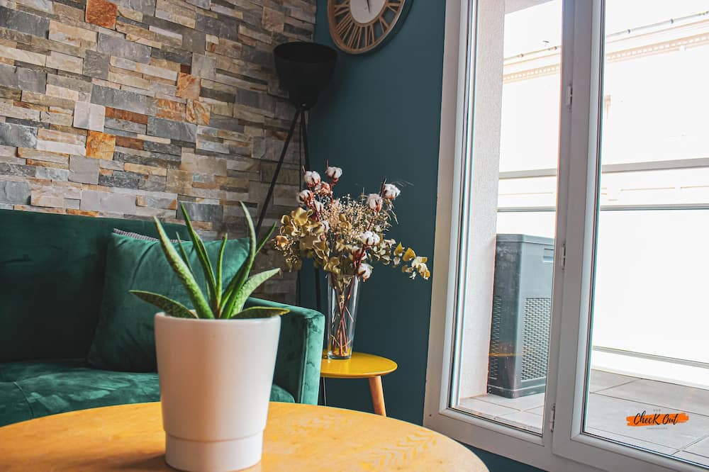 Photo of Livingroom in Clemenceau