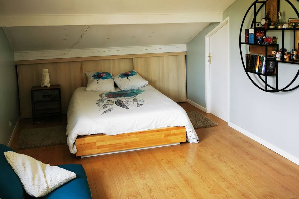 Photo of Bedroom in Lahonce