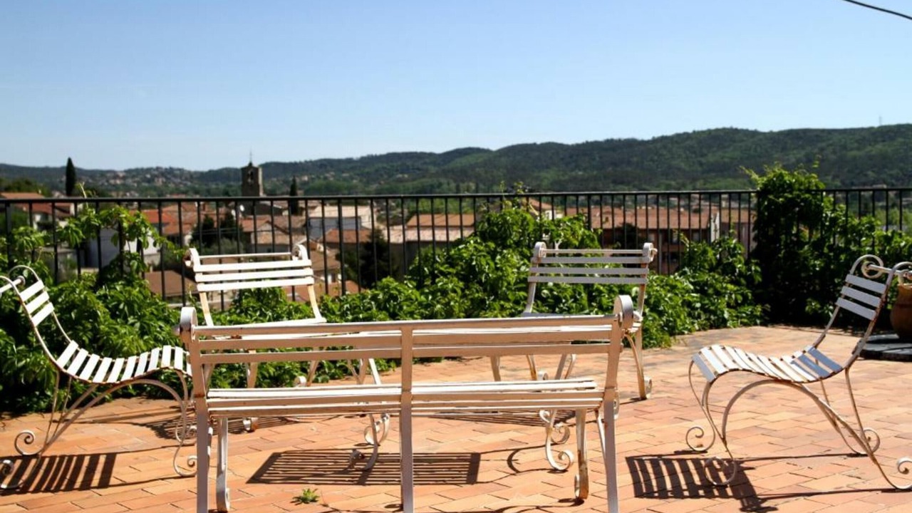 Photo of Patio Balcony in Saint-Martin-de-Valgalgues